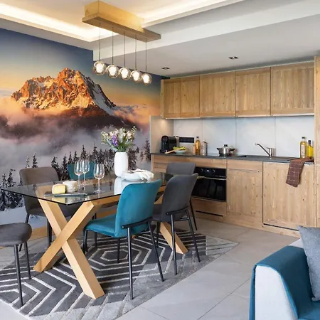 Mgm & Residences - Manaka アパートホテル ラ・プラーニュ