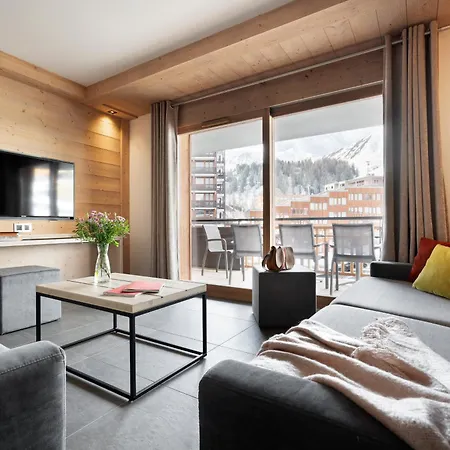 Mgm & Residences - Manaka Aparthotel